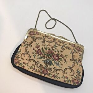 Vintage 50s Cream Floral Tapestry Embroidery Clutch Bag with Chain Frame Purse